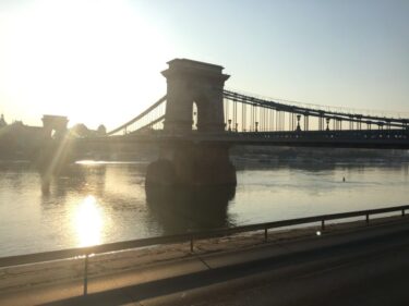 ブダペストのシンボル！くさり橋のみどころを紹介