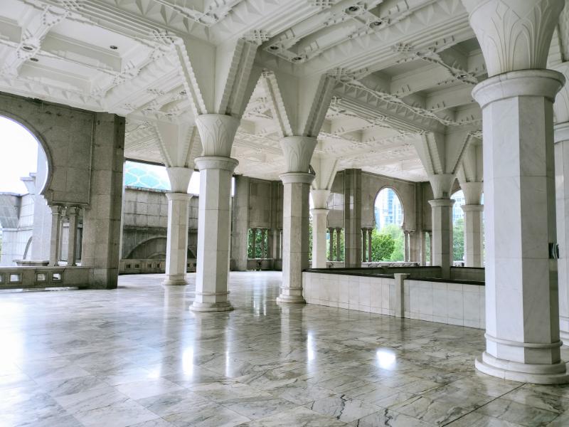 連邦直轄領モスクの回廊
