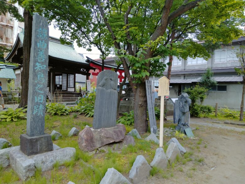 善知鳥神社の史跡