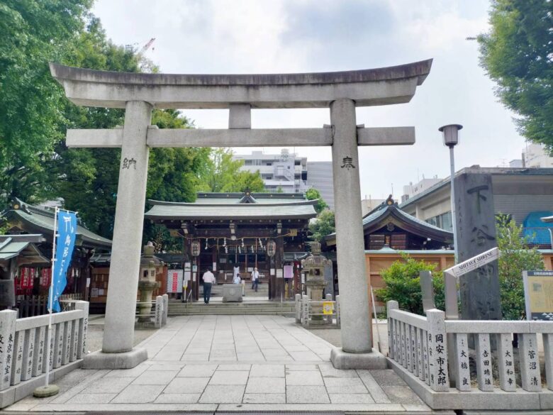 下谷神社の鳥居