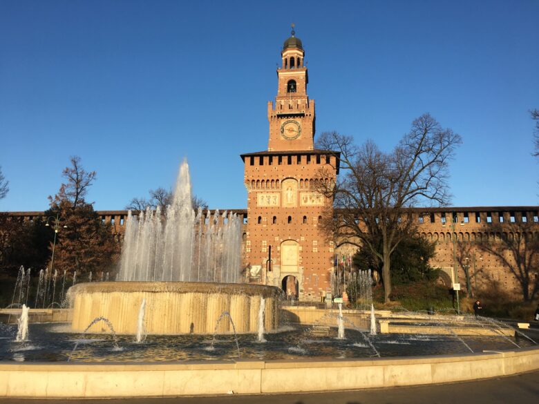 スフォルツェスコ城