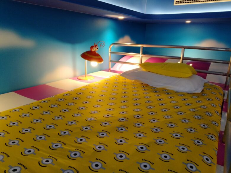 ミニオンルームの二段ベッド