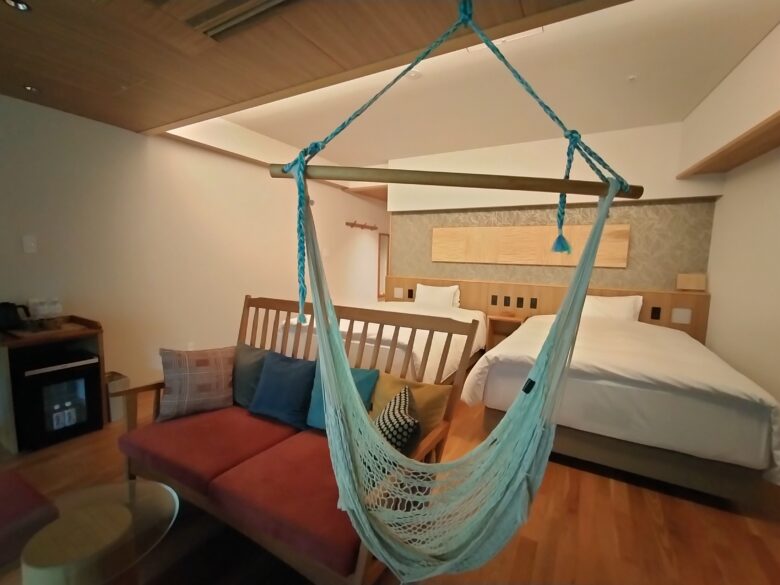 作並一の坊のお部屋のハンモック