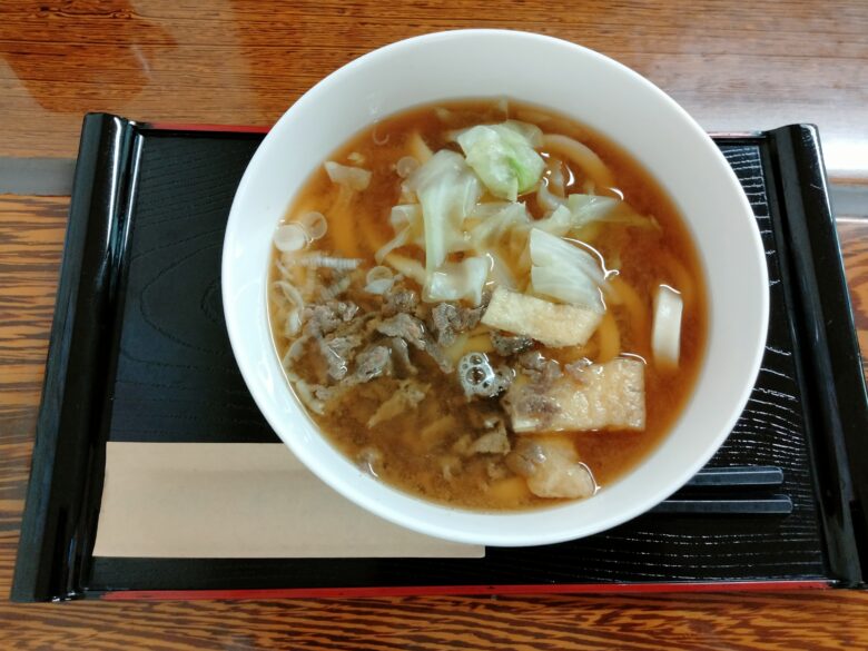 はちまんうどんの肉うどん(吉田うどん)