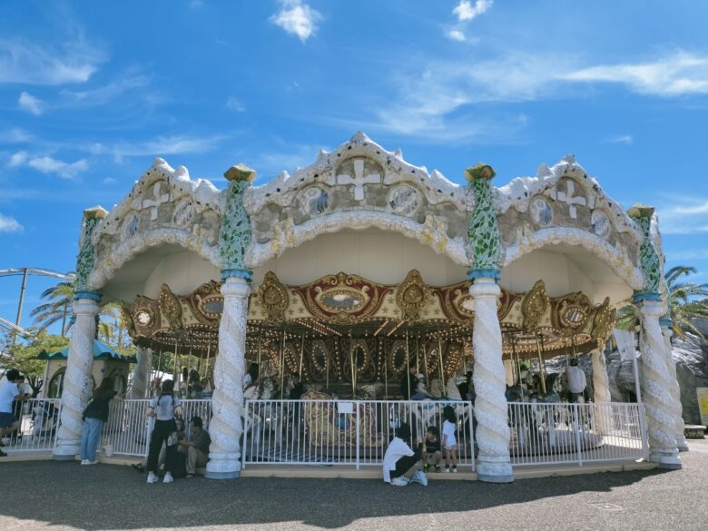 志摩スペイン村のガウディカルーセル