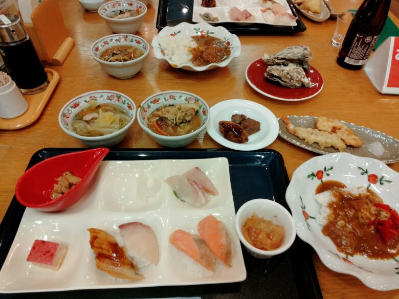 休暇村大久野島の夕食バイキング